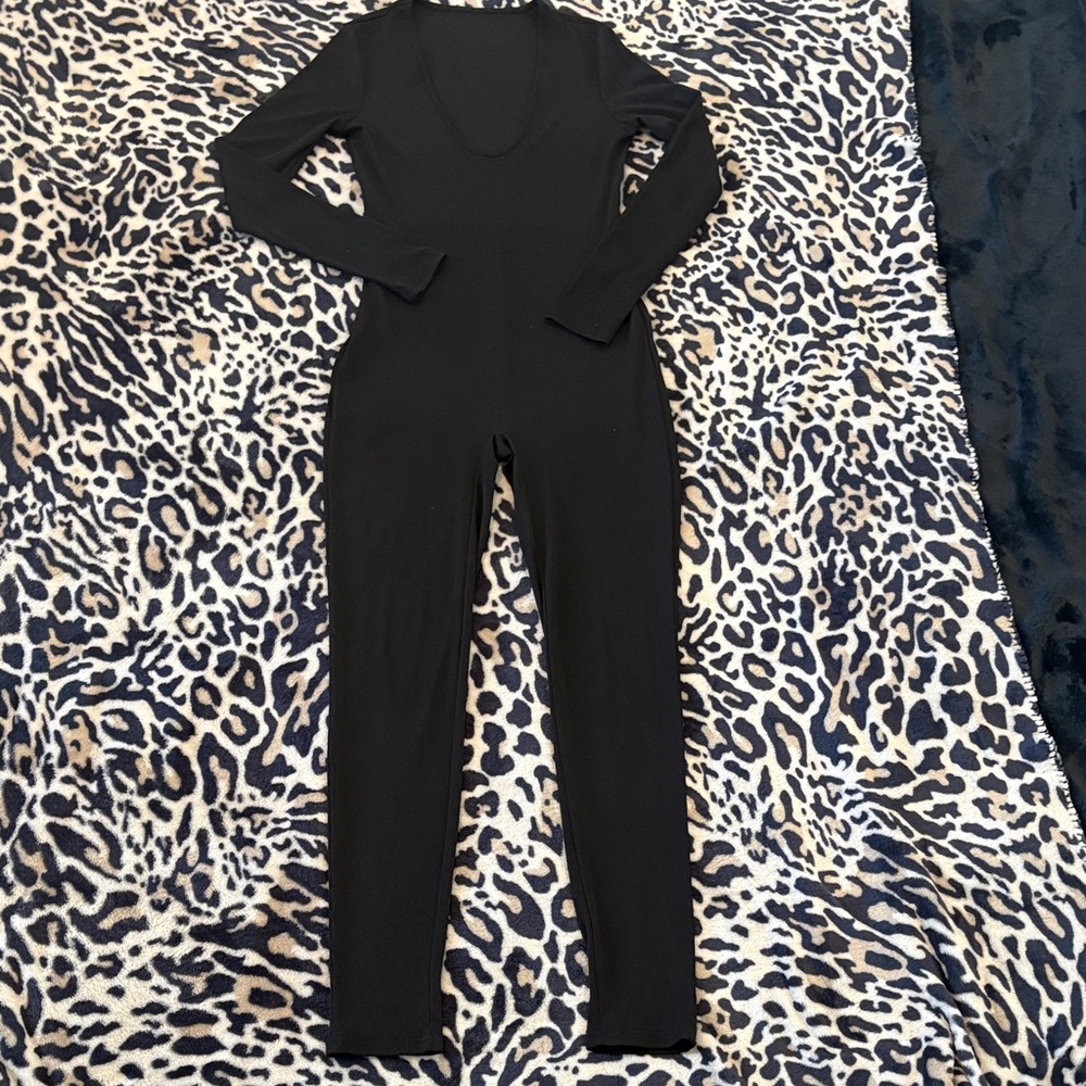 SHEIN Black Long Sleeve Jumpsuit